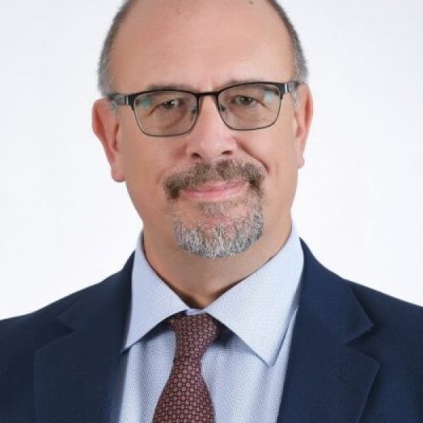 أ.د. إرنستو دامياني